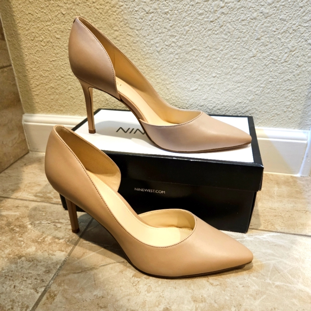 Nine West nude pumps size 8.5